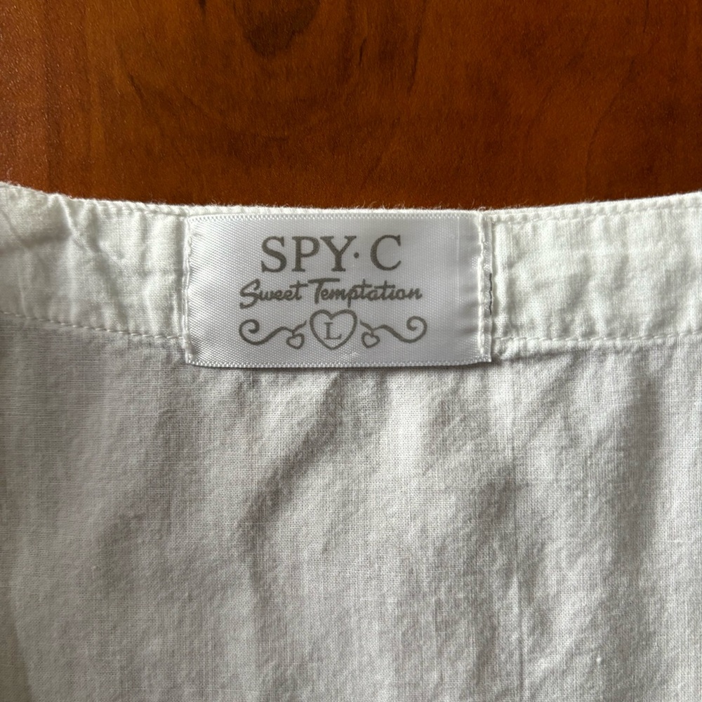 SPY White Short Sleeve Lace Pintuck Peasant Blouse - Picture 6 of 8